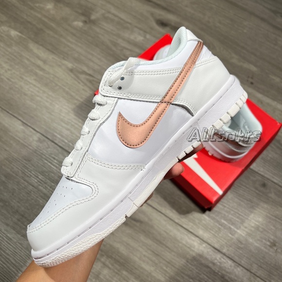 Nike Dunk Low White Rose Gold GS - Picture 4 of 11